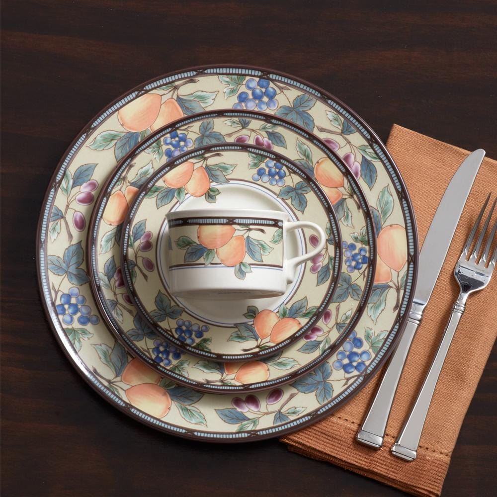 Garden Harvest® Set of 4 Dinner Plates